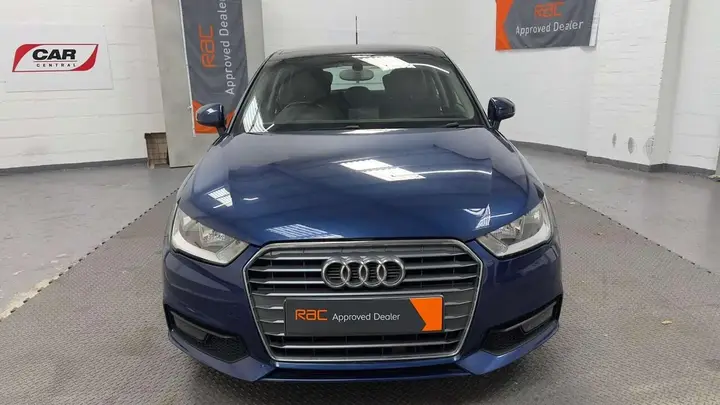 Audi A1 2017 photo 2
