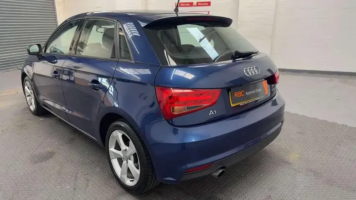 Audi A1 2017 photo 3
