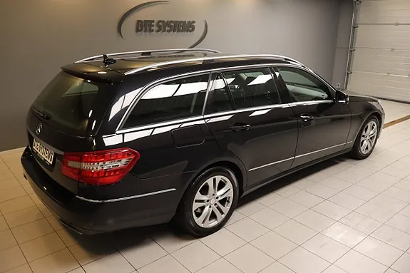 Mercedes-Benz E200 2013 photo 2