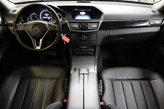 Mercedes-Benz E200 2013 photo 3