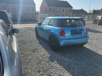 Mini One 2016 photo 2
