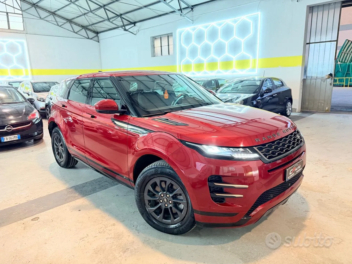 Land Rover Range Rover Evoque 2020 photo 2