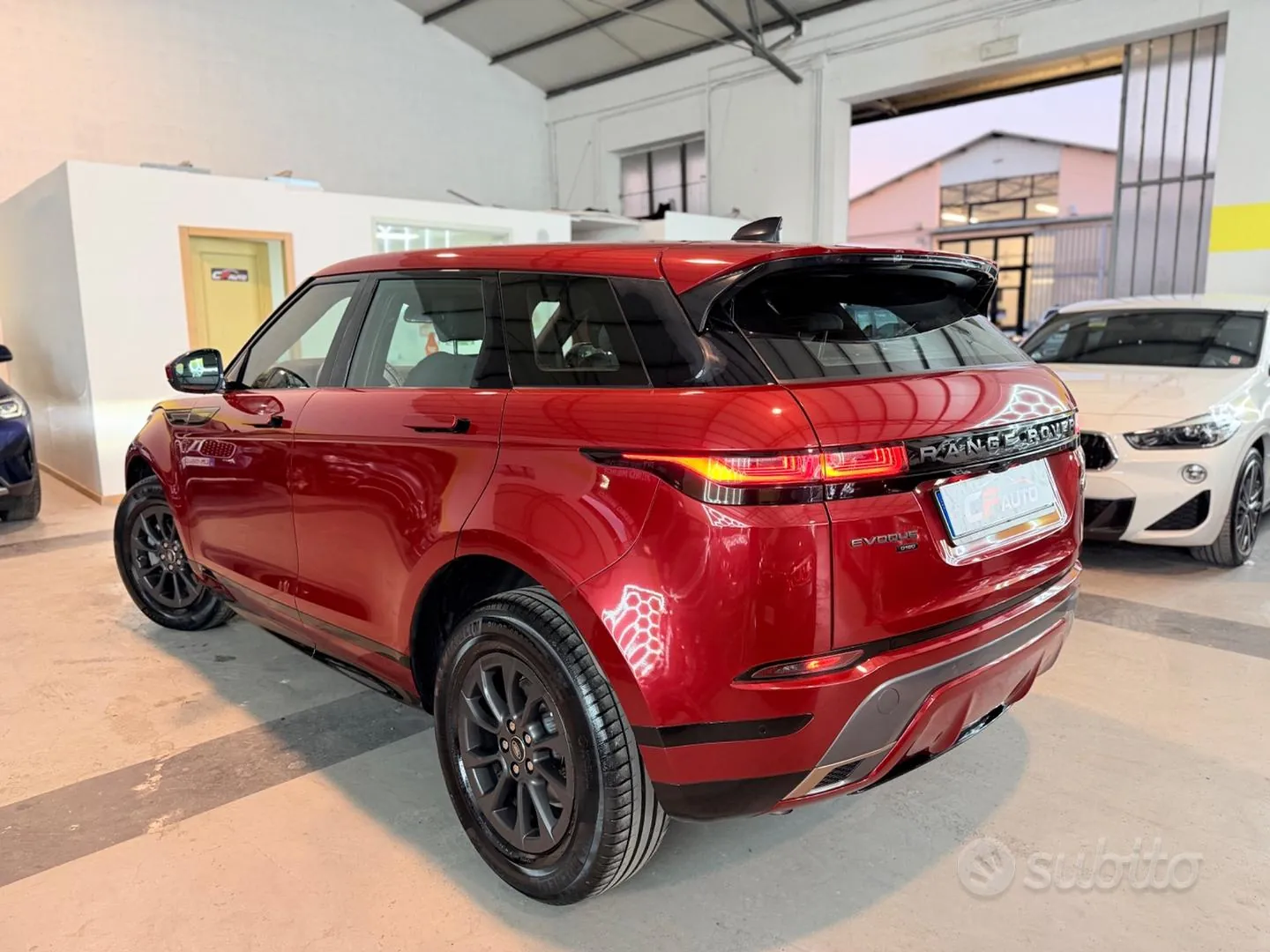 Land Rover Range Rover Evoque 2020 photo 4
