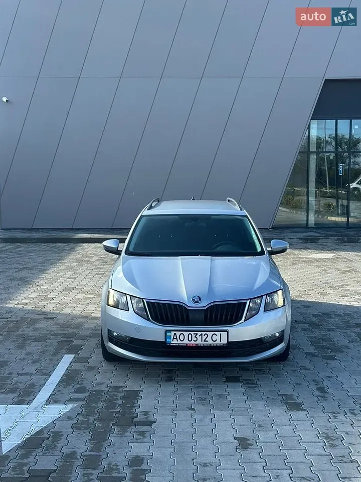 Skoda Octavia 2017 photo 2