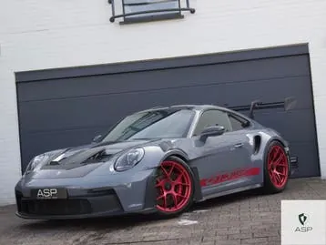 Porsche 911 2023 photo 2