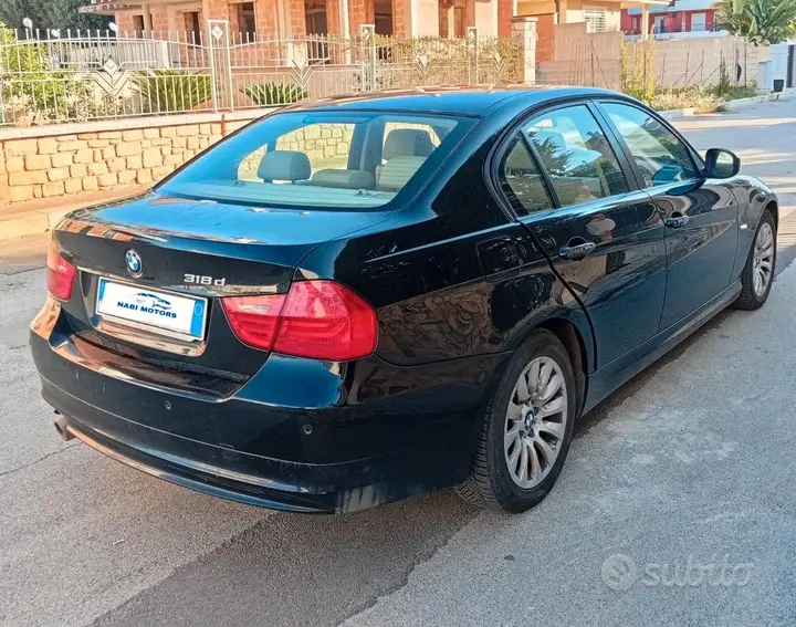 BMW 318D 2008 photo 4