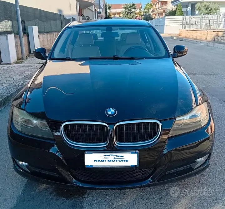 BMW 318D 2008 photo 2