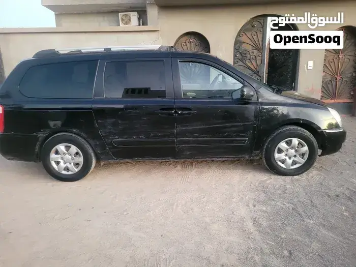 Kia Sedona 2007 photo 4