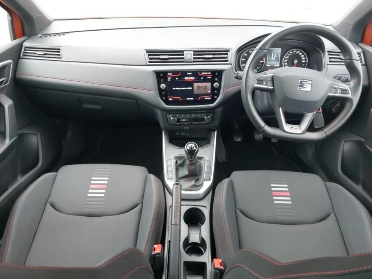 Seat Arona 2019 photo 3