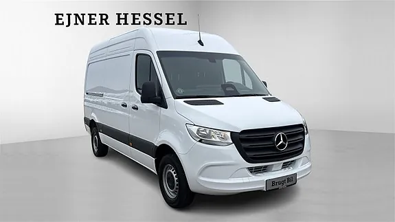 Mercedes-Benz Sprinter 2025 photo 2