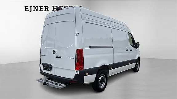 Mercedes-Benz Sprinter 2025 photo 4