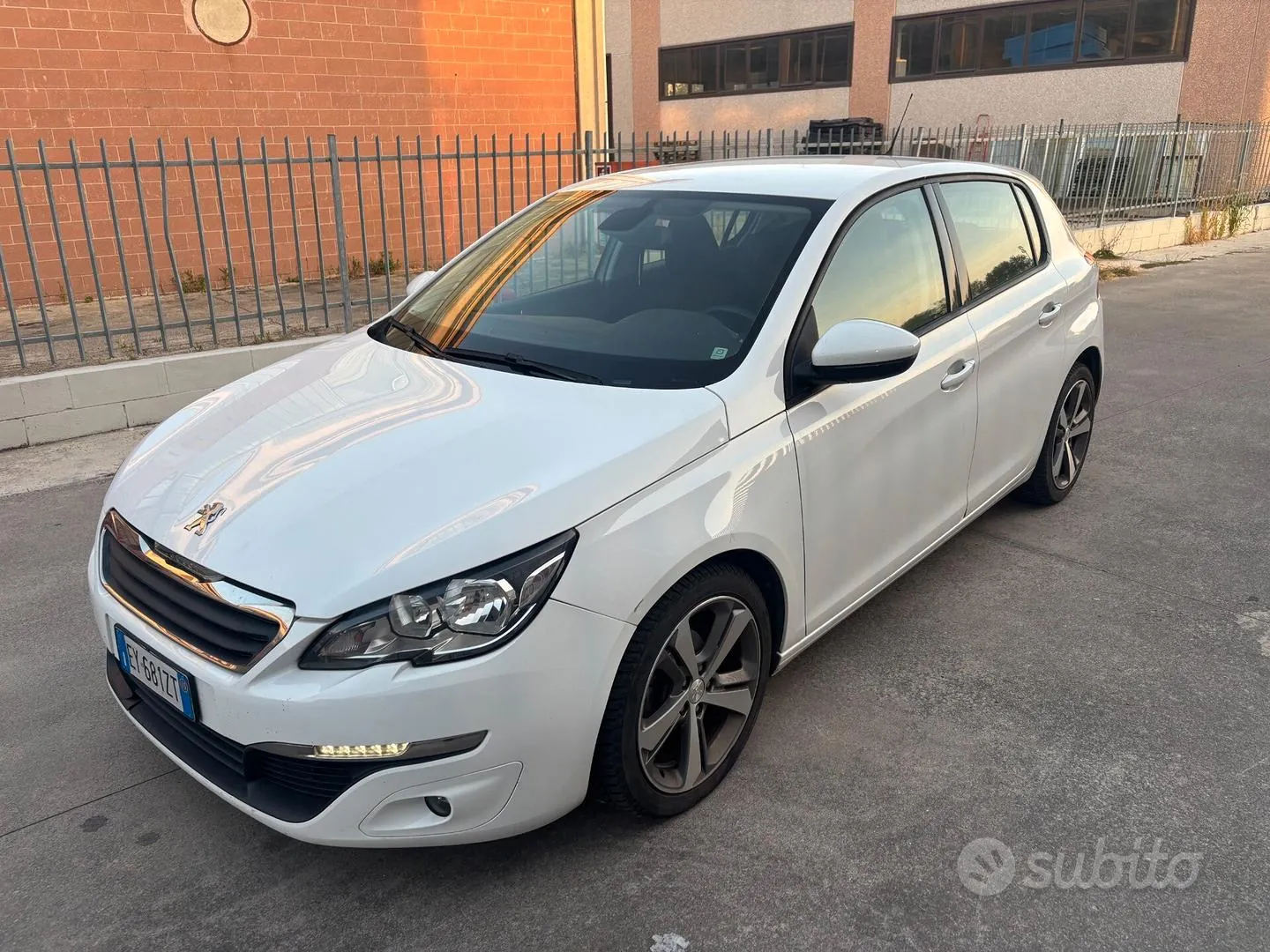Peugeot 308