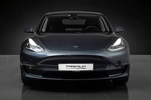 Tesla Model 3 2021 photo 3
