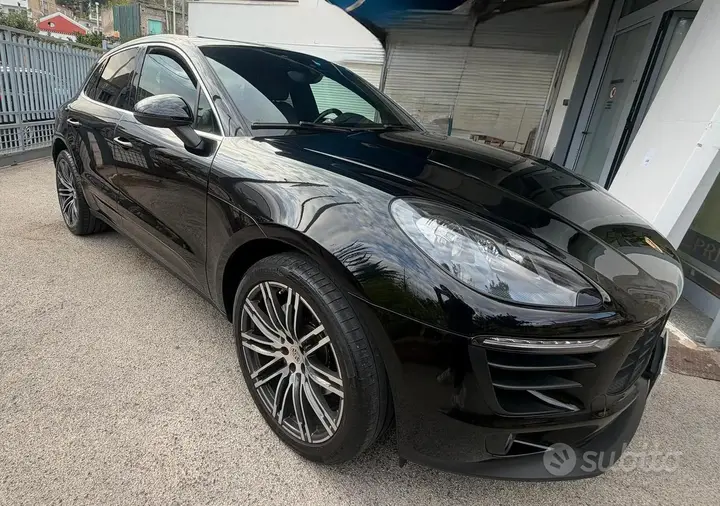 Porsche Macan 2015 photo 2