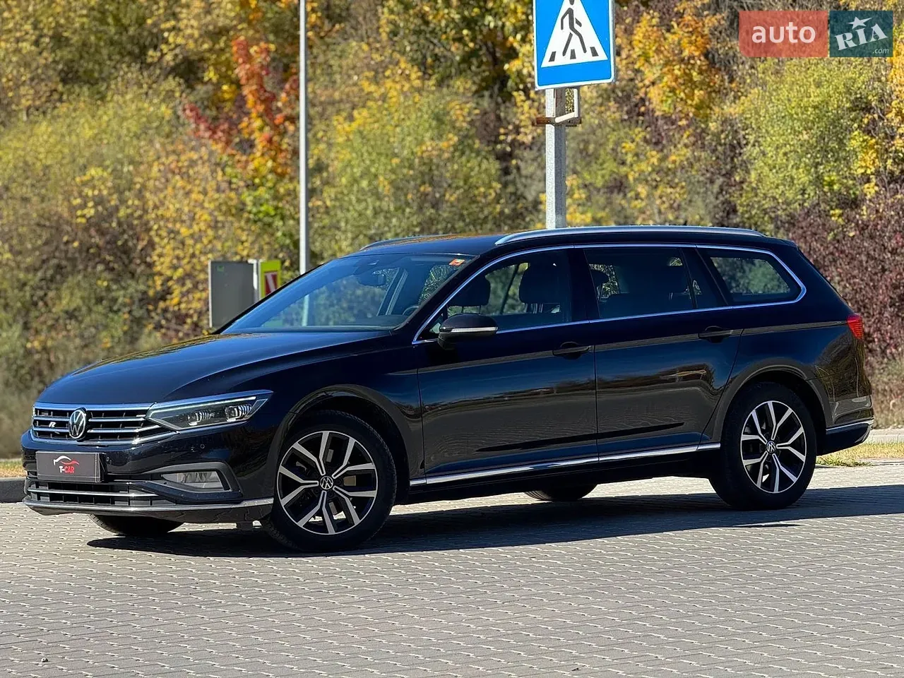 Volkswagen Passat 2021 photo 3