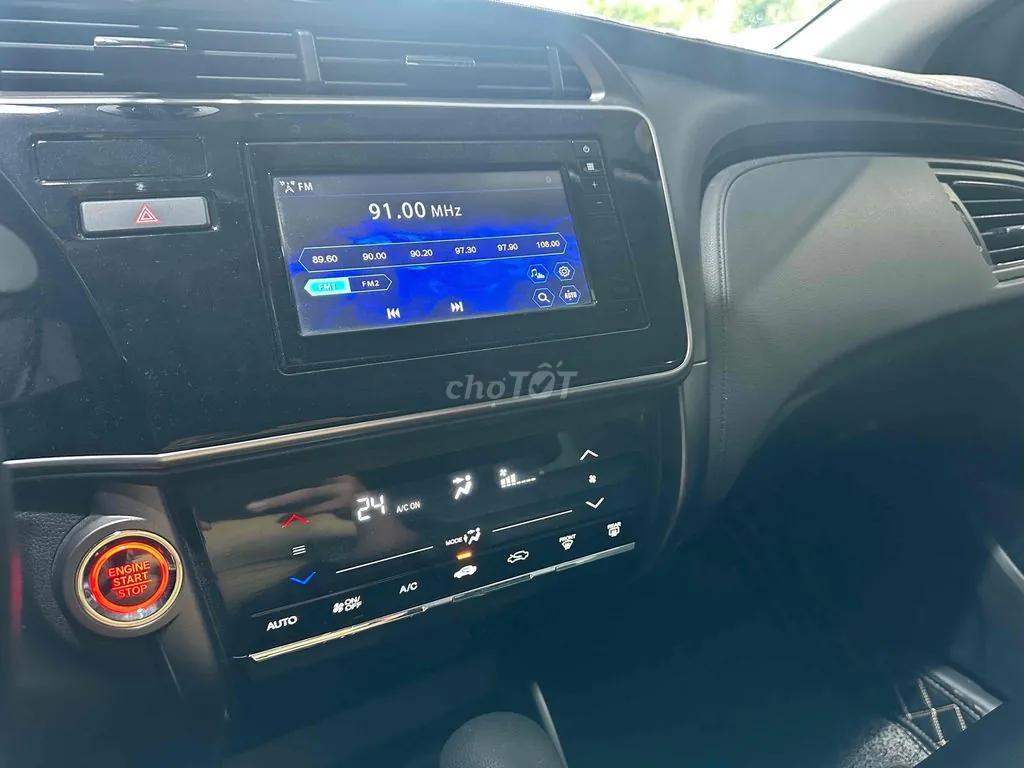 Honda City 2018 photo 4