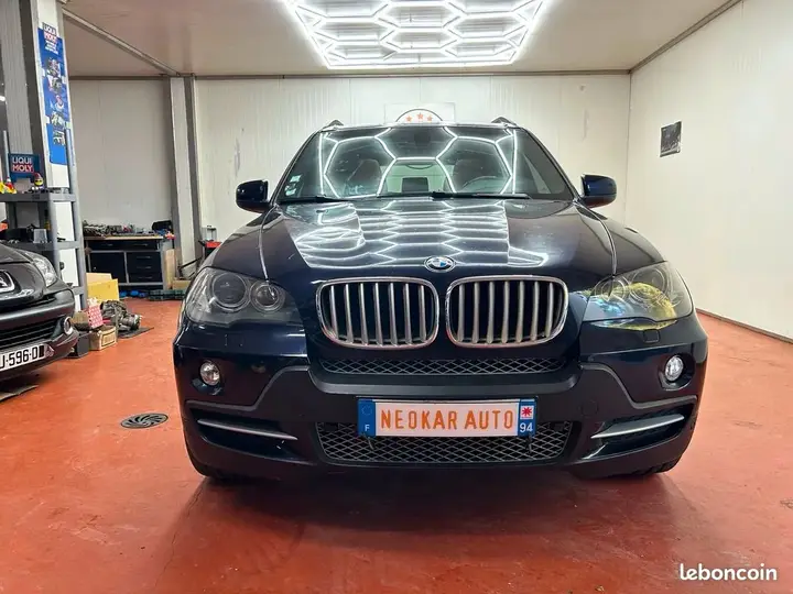 BMW X5 2008 photo 2
