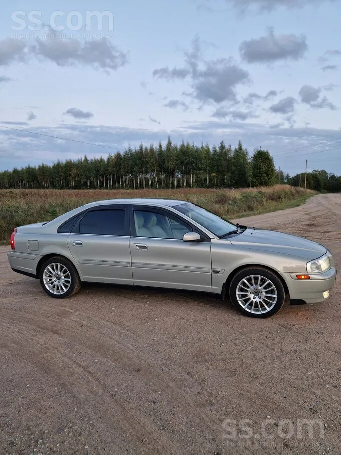 Volvo S80 2004 photo 2