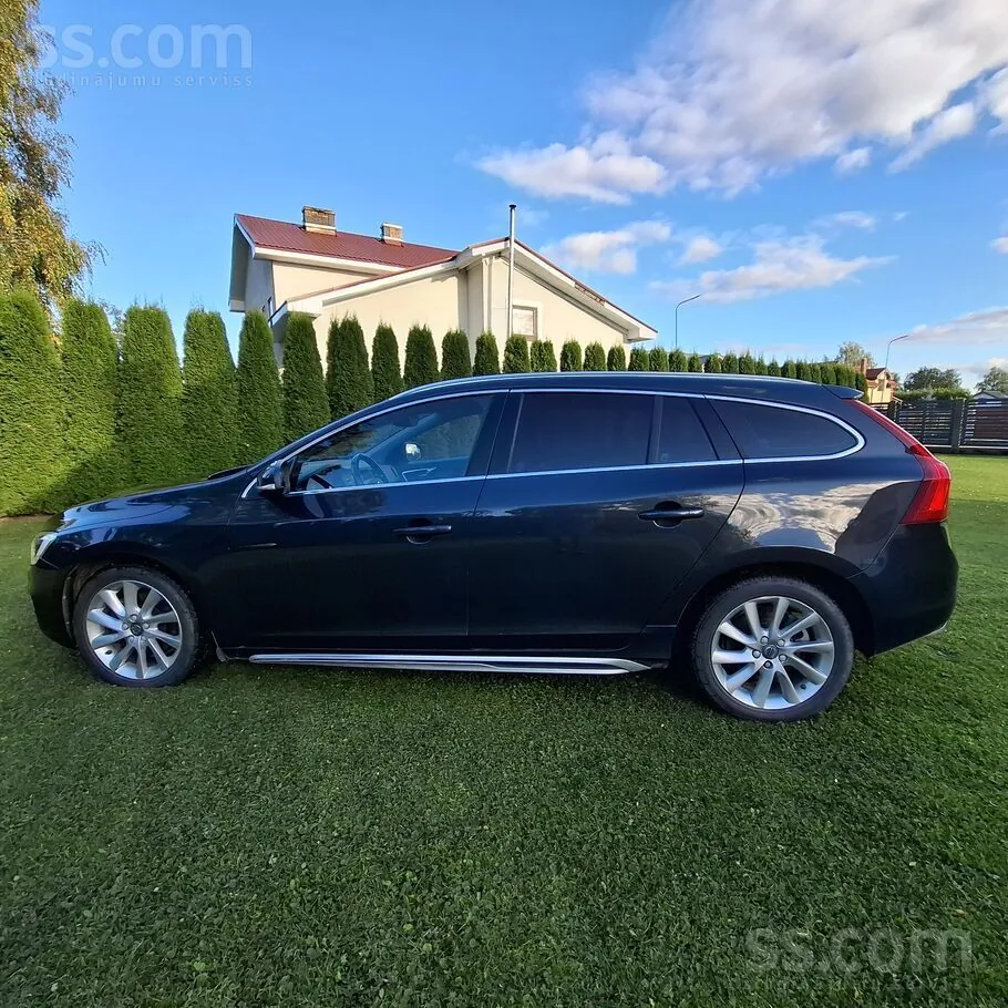 Volvo V60 2015 photo 4