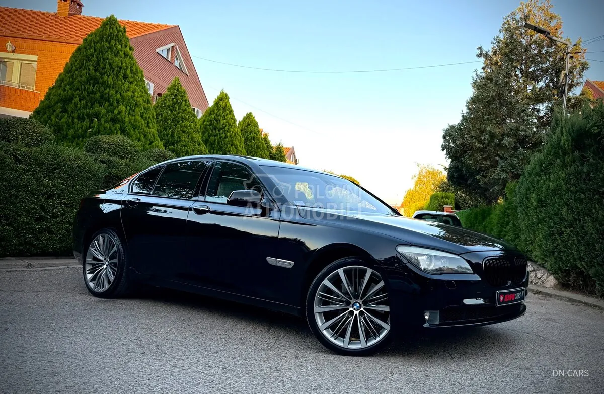 BMW 750