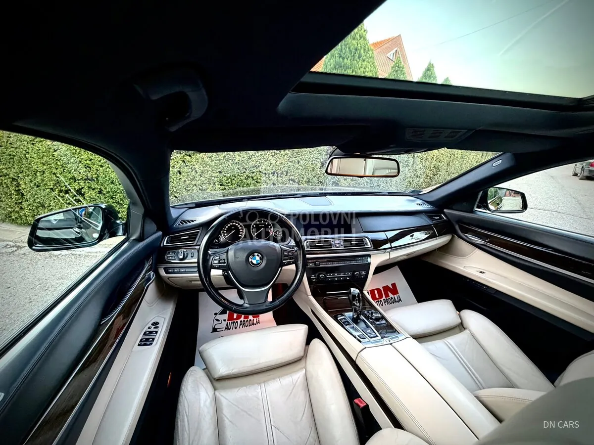BMW 750 2010 photo 4