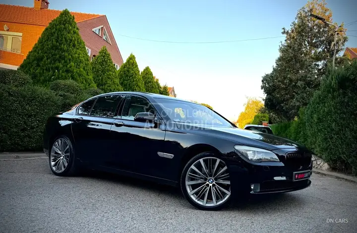 BMW 750