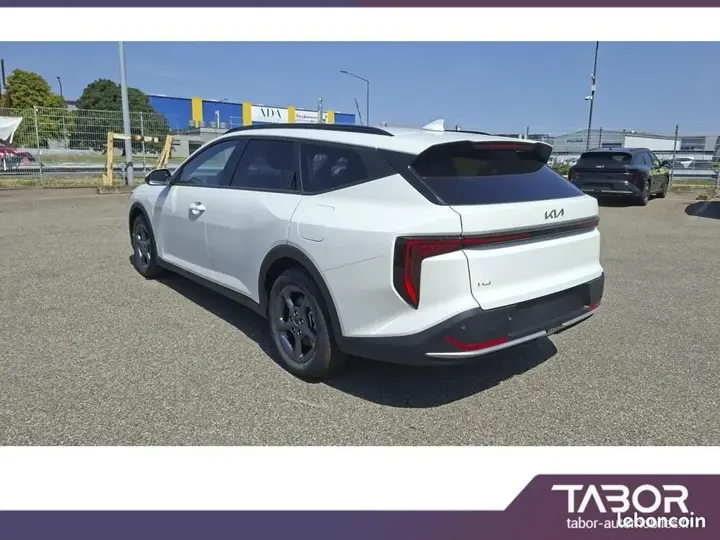 Kia K4 2026 photo 4