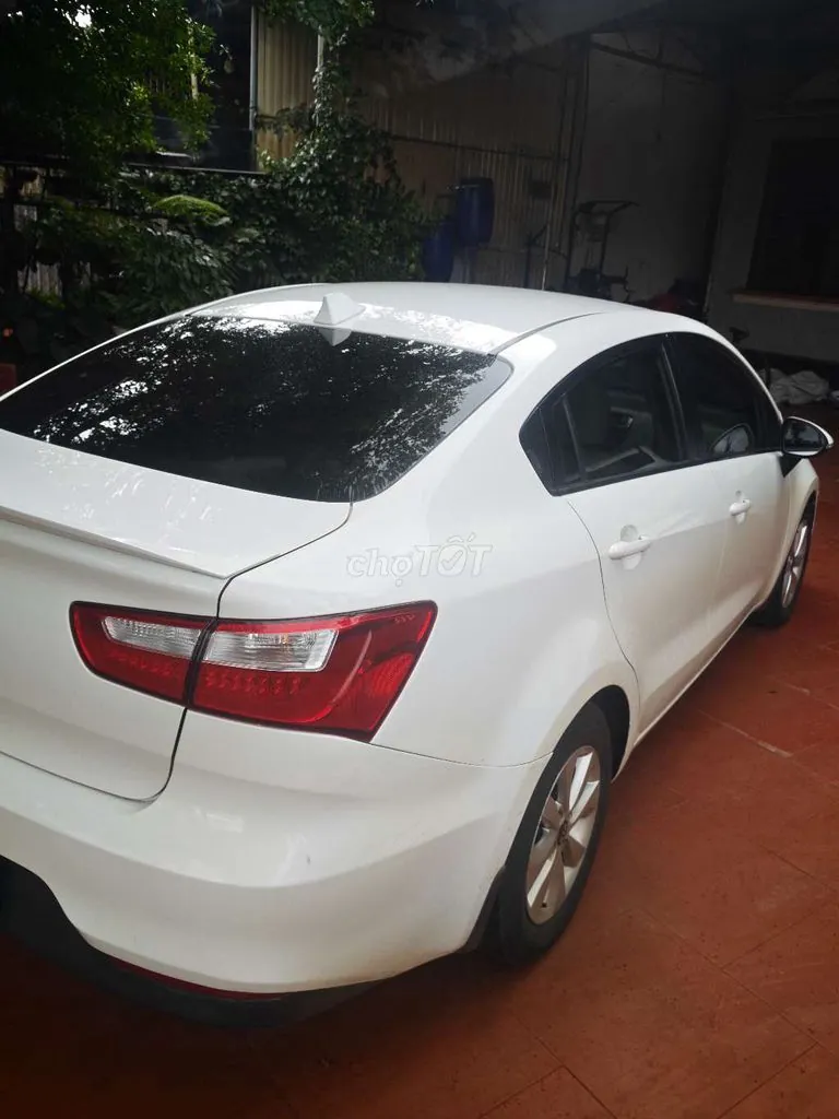 Kia Rio 2015 photo 3