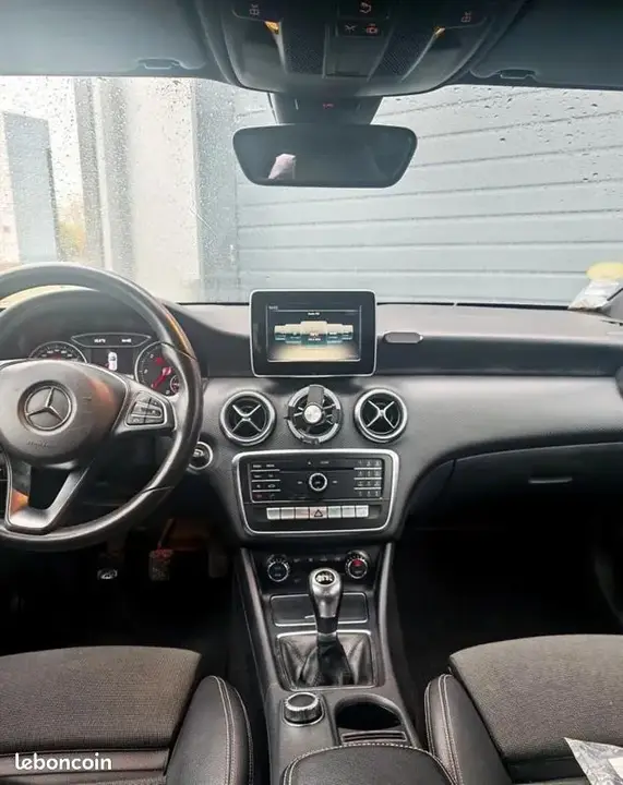 Mercedes-Benz A-Class 2016 photo 5