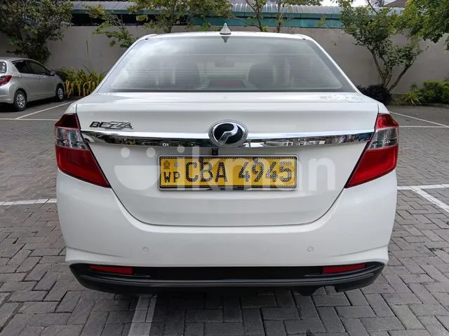 Perodua Bezza 2018 photo 4