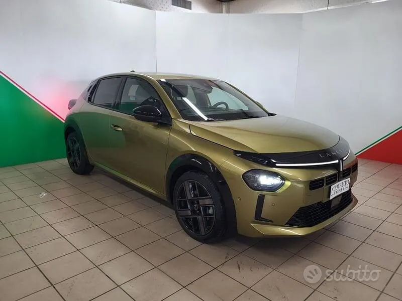 Lancia Ypsilon 2024 photo 2