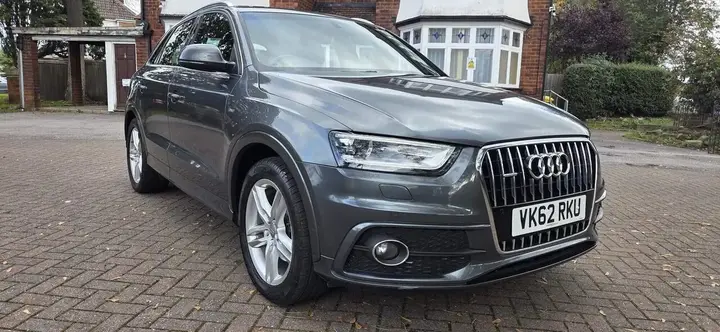 Audi Q3 2012 photo 4