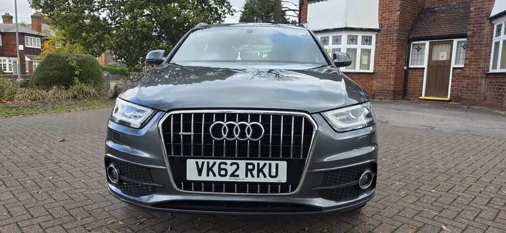 Audi Q3 2012 photo 3