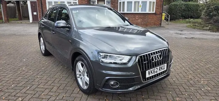 Audi Q3 2012 photo 5