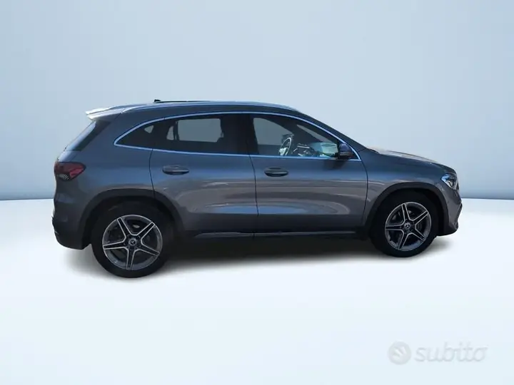 Mercedes-Benz Gla 2023 photo 3