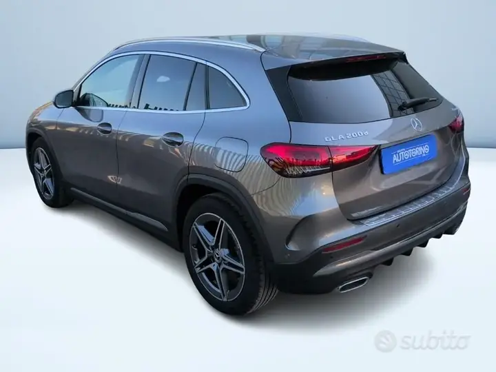 Mercedes-Benz Gla 2023 photo 4