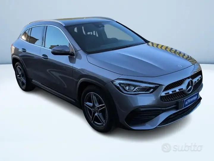 Mercedes-Benz Gla 2023 photo 2