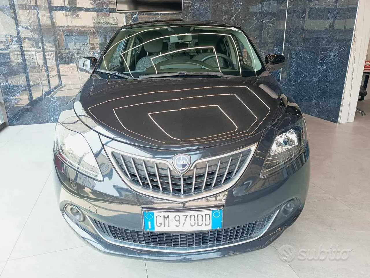 Lancia Ypsilon
