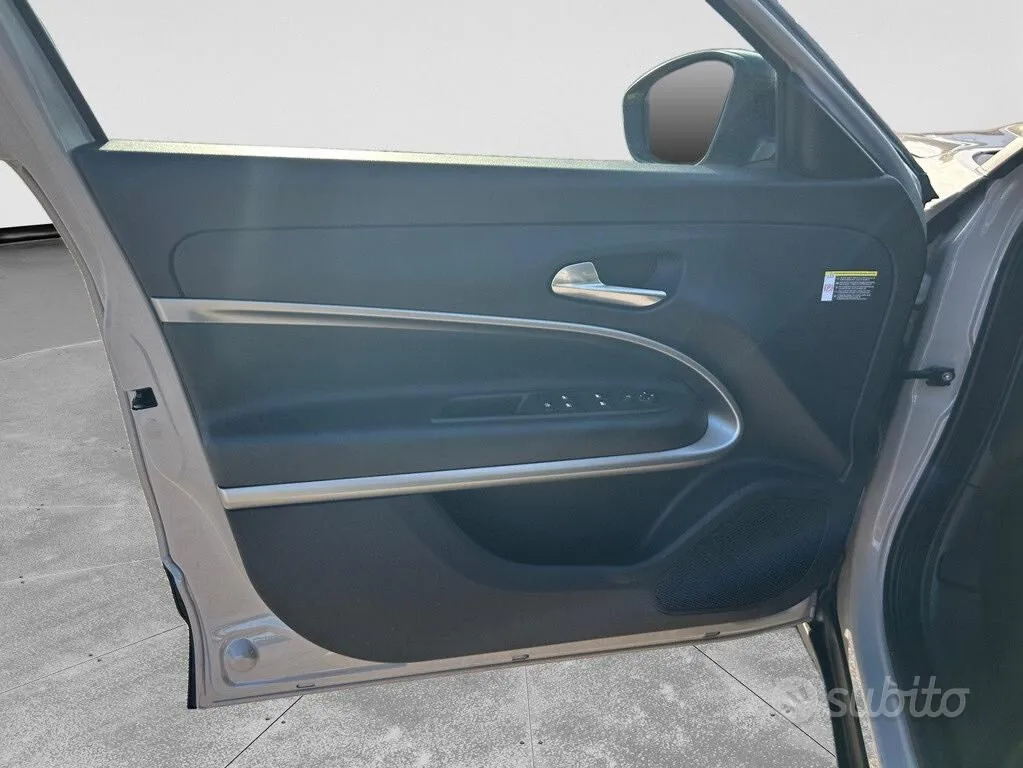 Jeep Avenger 2025 photo 5