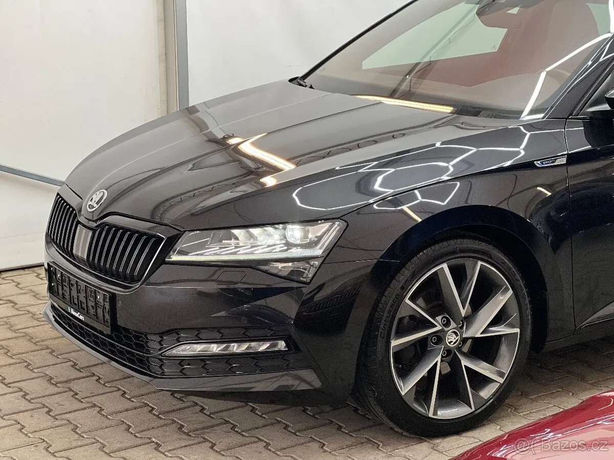 Skoda Superb 2020 photo 2