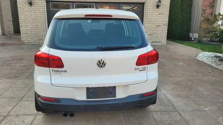 Volkswagen Tiguan 2012 photo 5