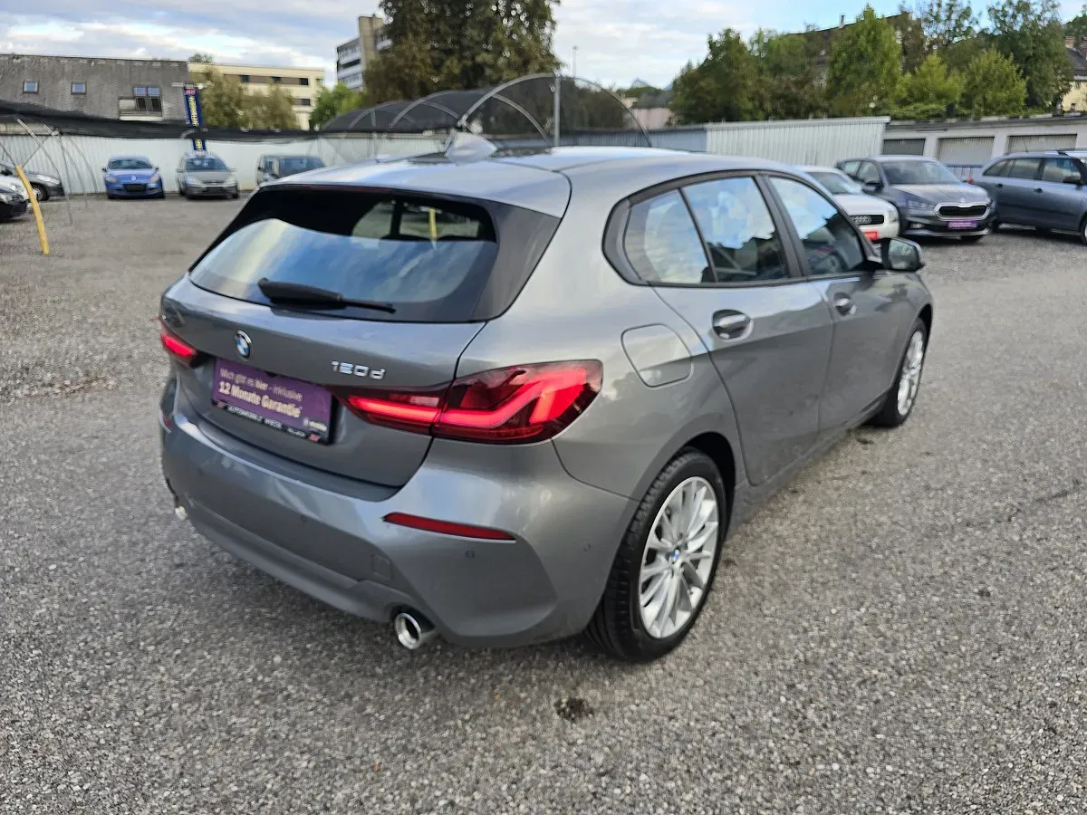 BMW 1 Series 2023 photo 5