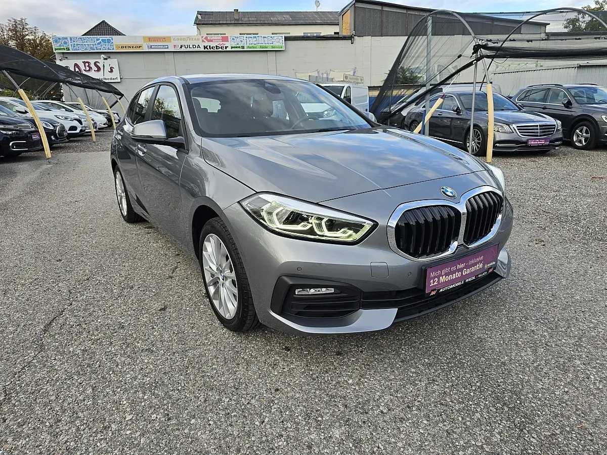 BMW 1 Series 2023 photo 3