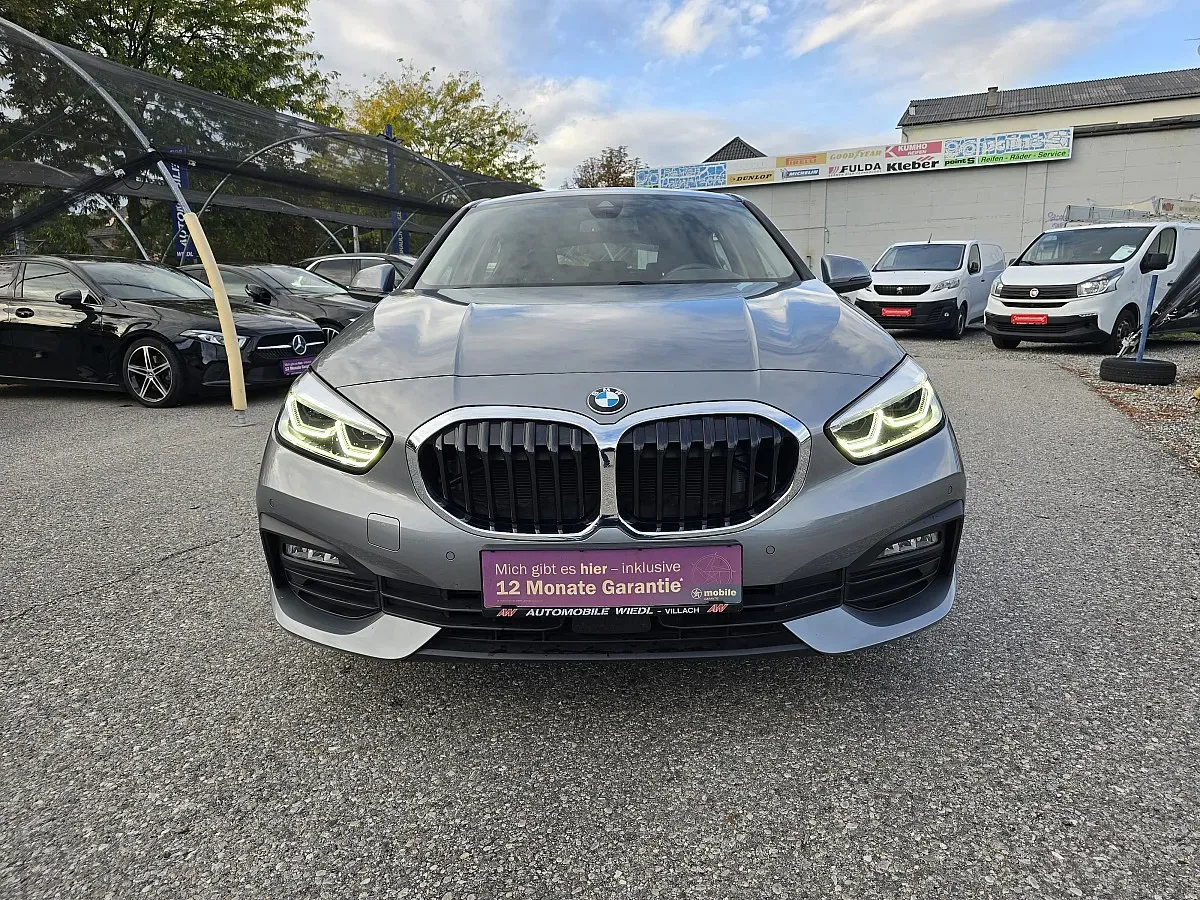 BMW 1 Series 2023 photo 2