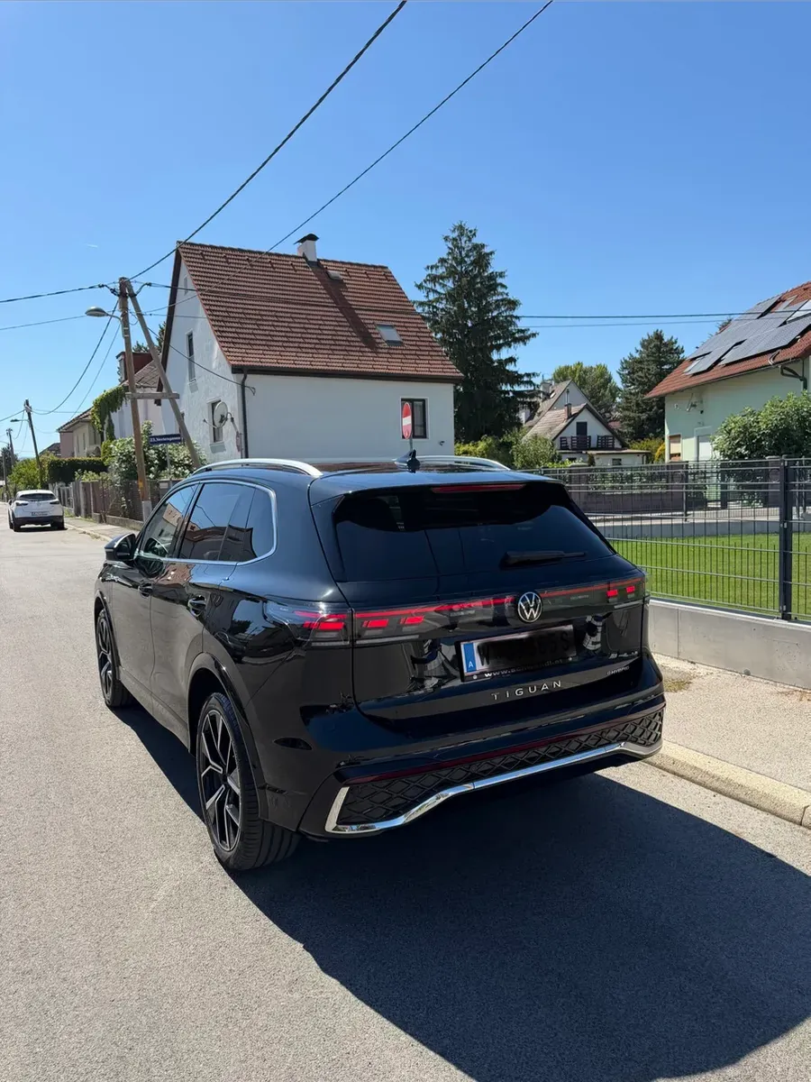 Volkswagen Tiguan 2025 photo 3