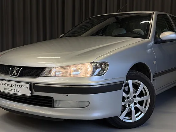 Peugeot 406 2003 photo 2