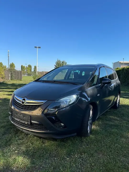 Opel Zafira Tourer