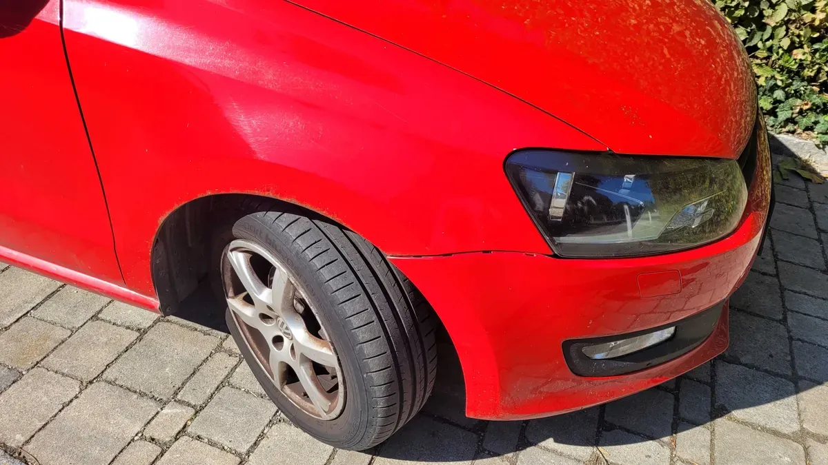 Volkswagen Polo 2012 photo 3