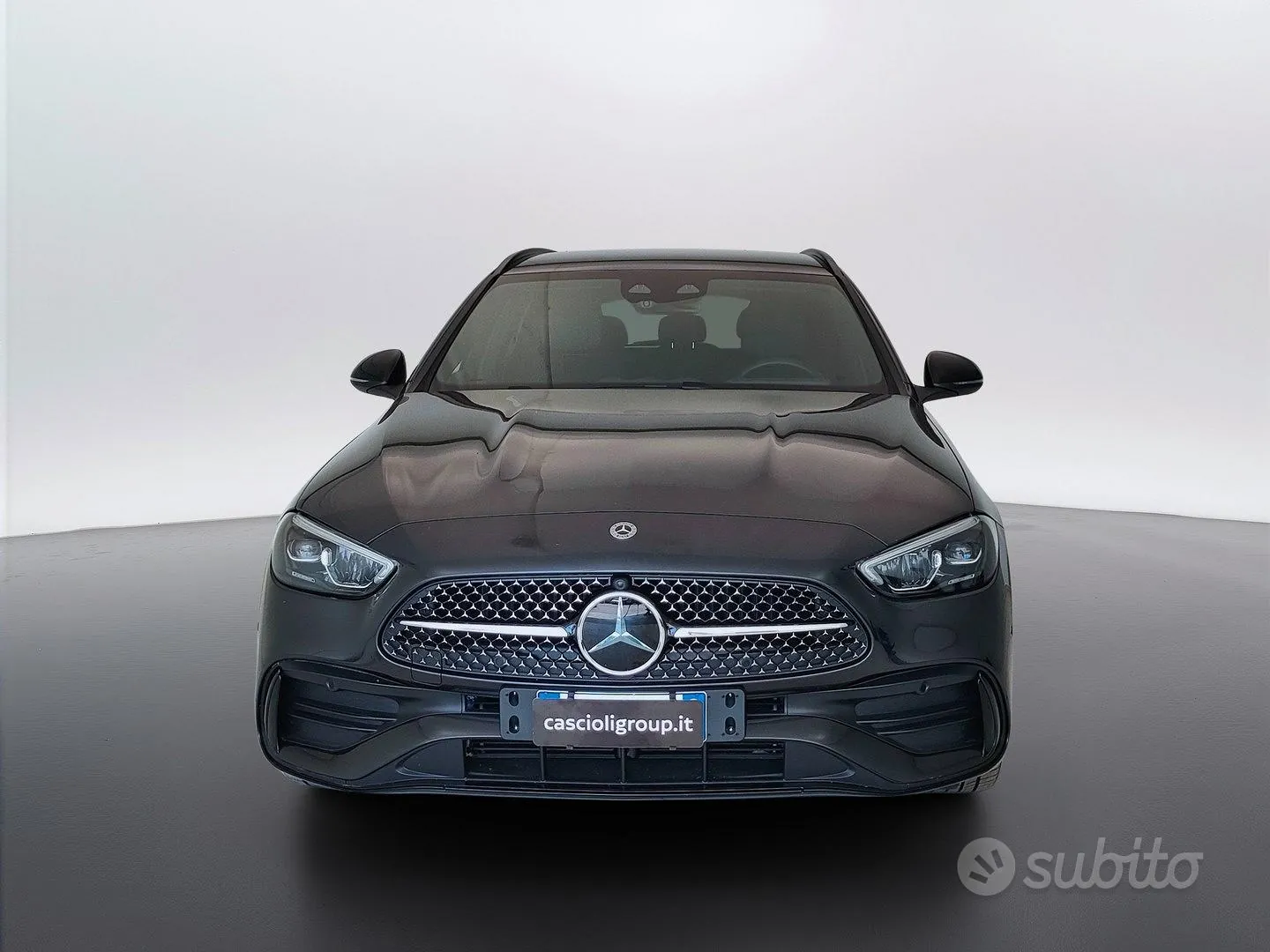 Mercedes-Benz C-Class 2025 photo 2