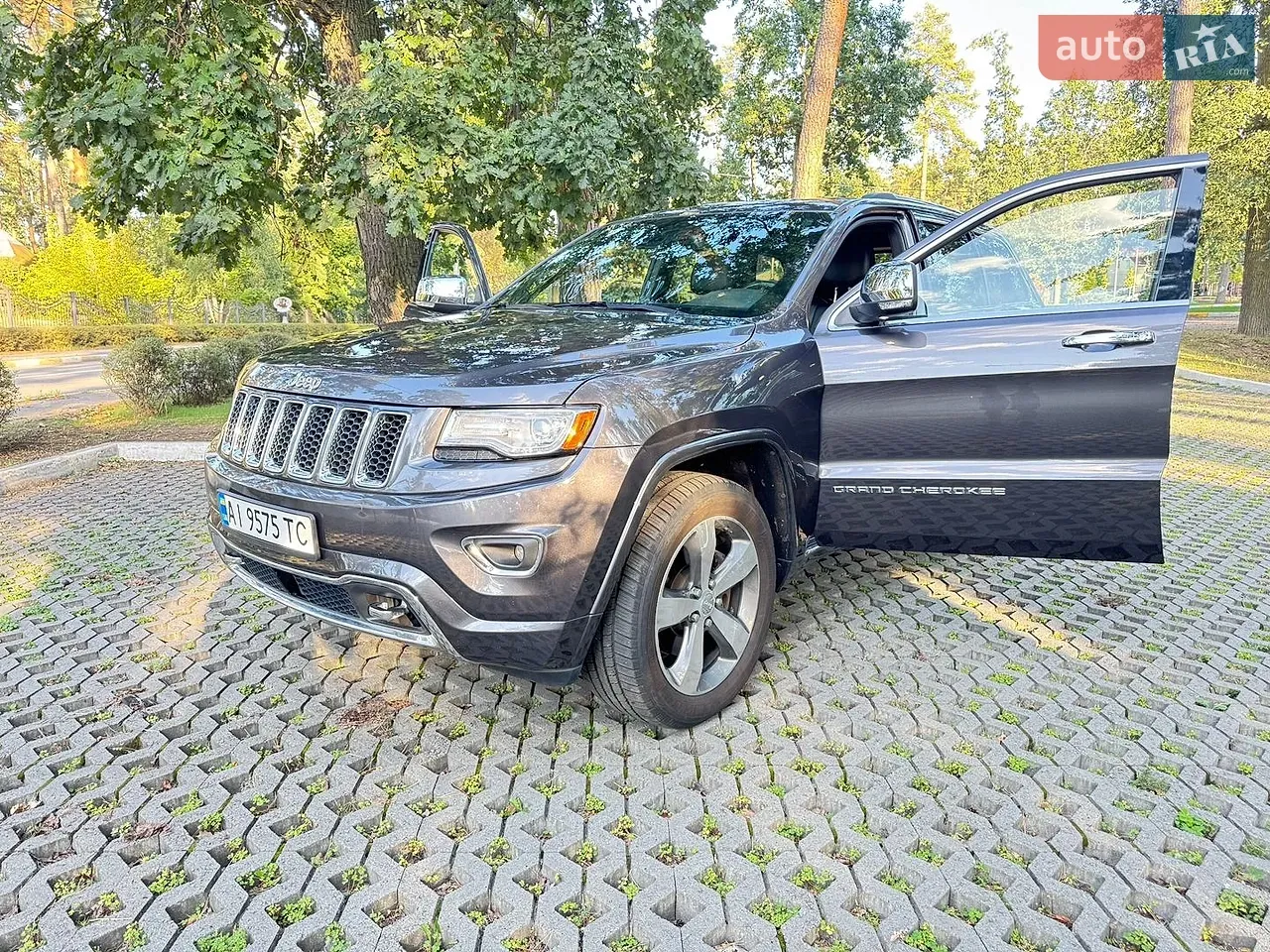 Jeep Grand Cherokee 2015 photo 3
